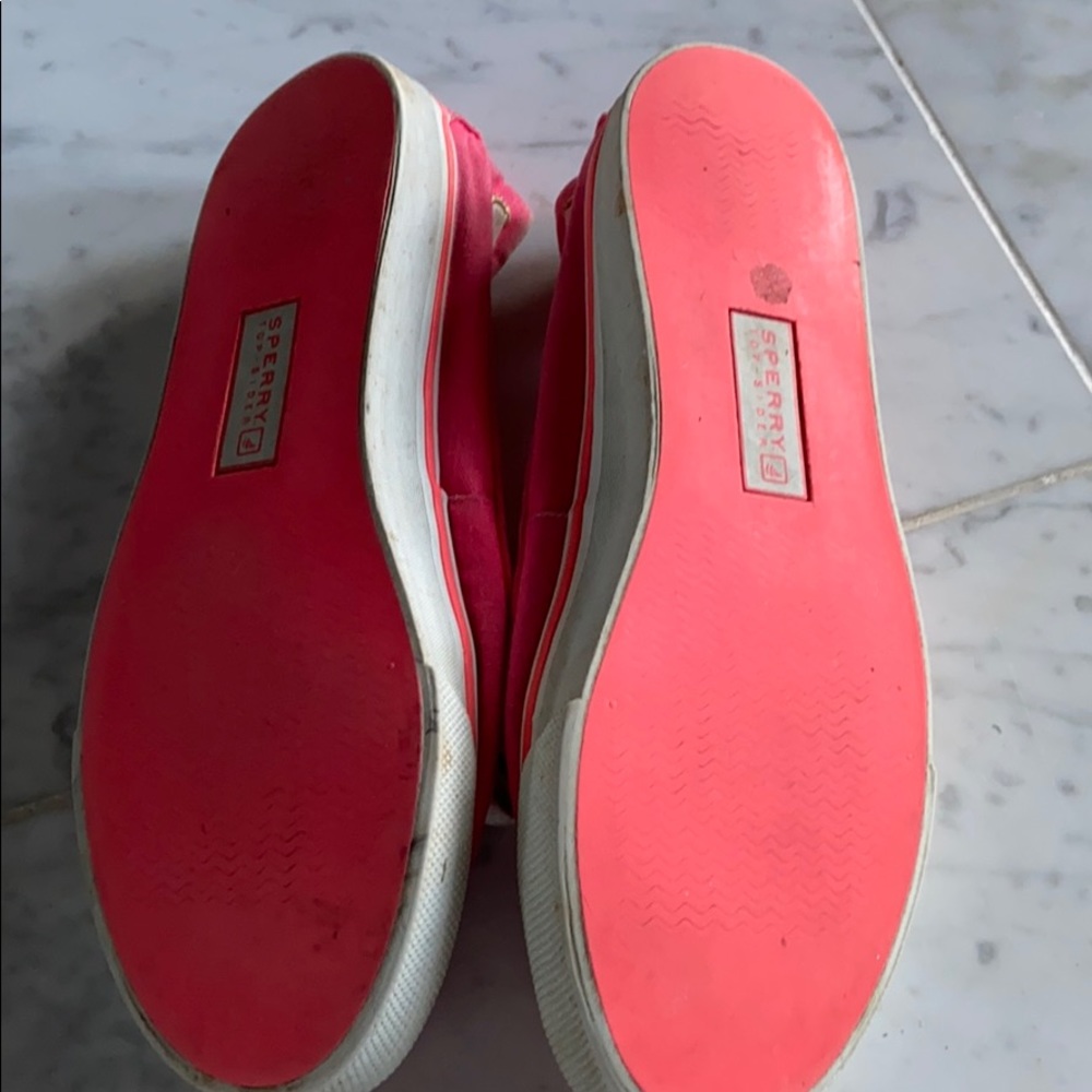 Sperry’s - Picture 2 of 2